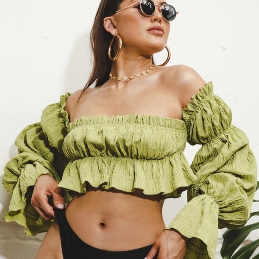 Ruffle top